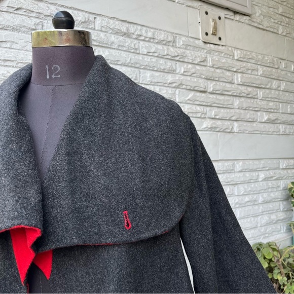 Grey and Red Reversible Overcoat - Picture 5 of 6